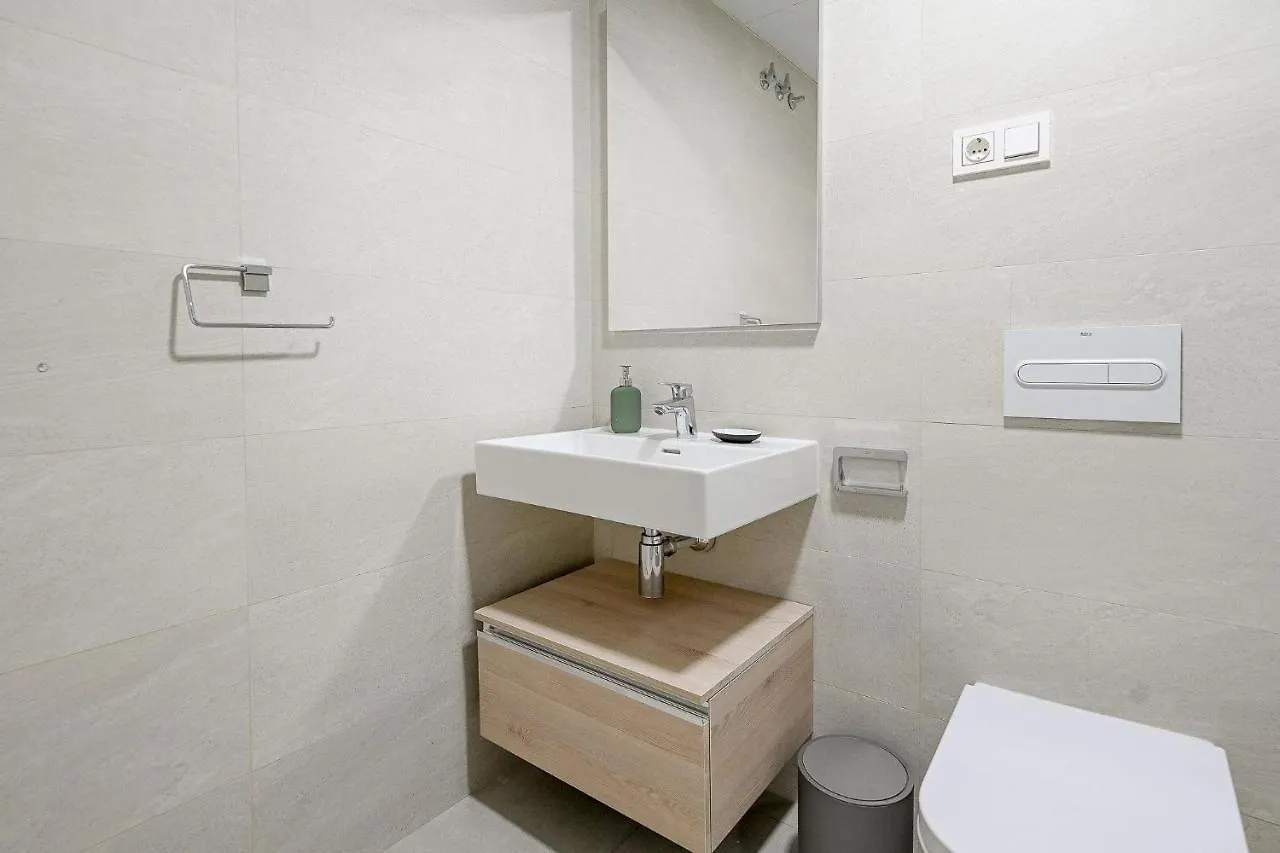 Modern 3 Bedroom Apartment Estepona